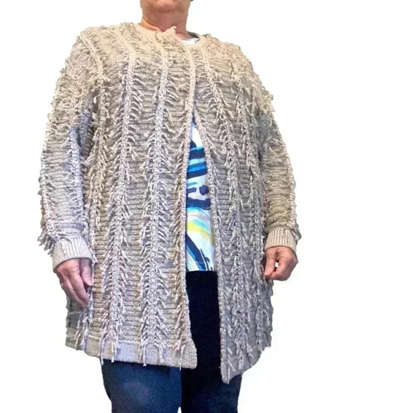 Cato Womens Tan Long Sleeve Open
Front Eyelash Casual Sweater Size 22/24 - Picture 4 of 14
